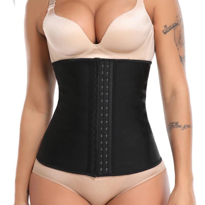 https://body-shaper.co.uk/cdn/shop/products/plus-size-waist-cincher-980_800x.jpg?v=1650563864